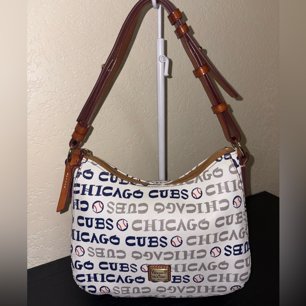❤️Dooney & Bourke Chicago Cubs MLB Shoulder Bag